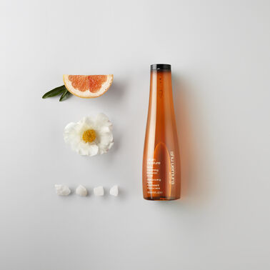 Urban Moisture Hydro-Nourishing Shampoo - SHU UEMURA | L'Oréal Partner Shop