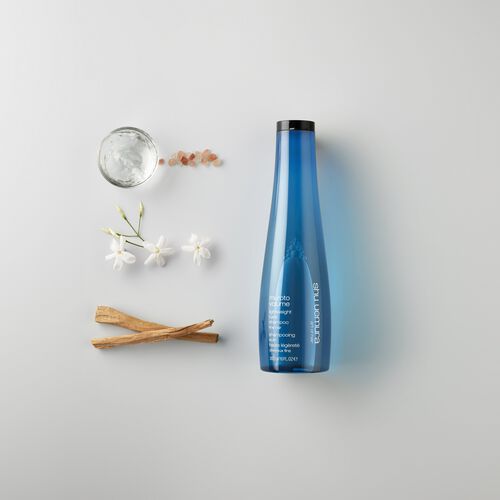 Muroto Volume lightweight care Shampoo - shu uemura | L'Or&eacute;al Partner Shop