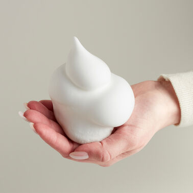 Style + Protect Weightless Volume Mousse - Style + Protect | L'Oréal Partner Shop